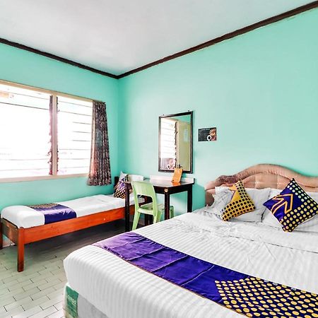 Spot On 90003 Villa Tawang سيانجور المظهر الخارجي الصورة
