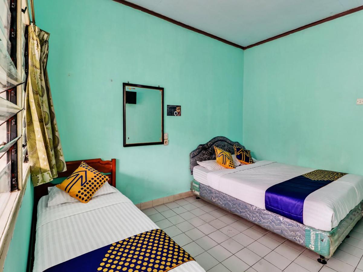 Spot On 90003 Villa Tawang سيانجور المظهر الخارجي الصورة