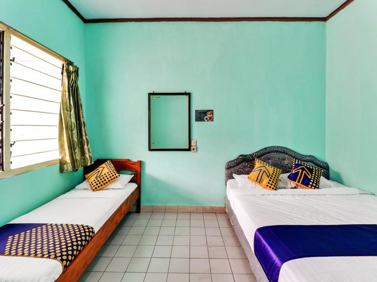 Spot On 90003 Villa Tawang سيانجور المظهر الخارجي الصورة